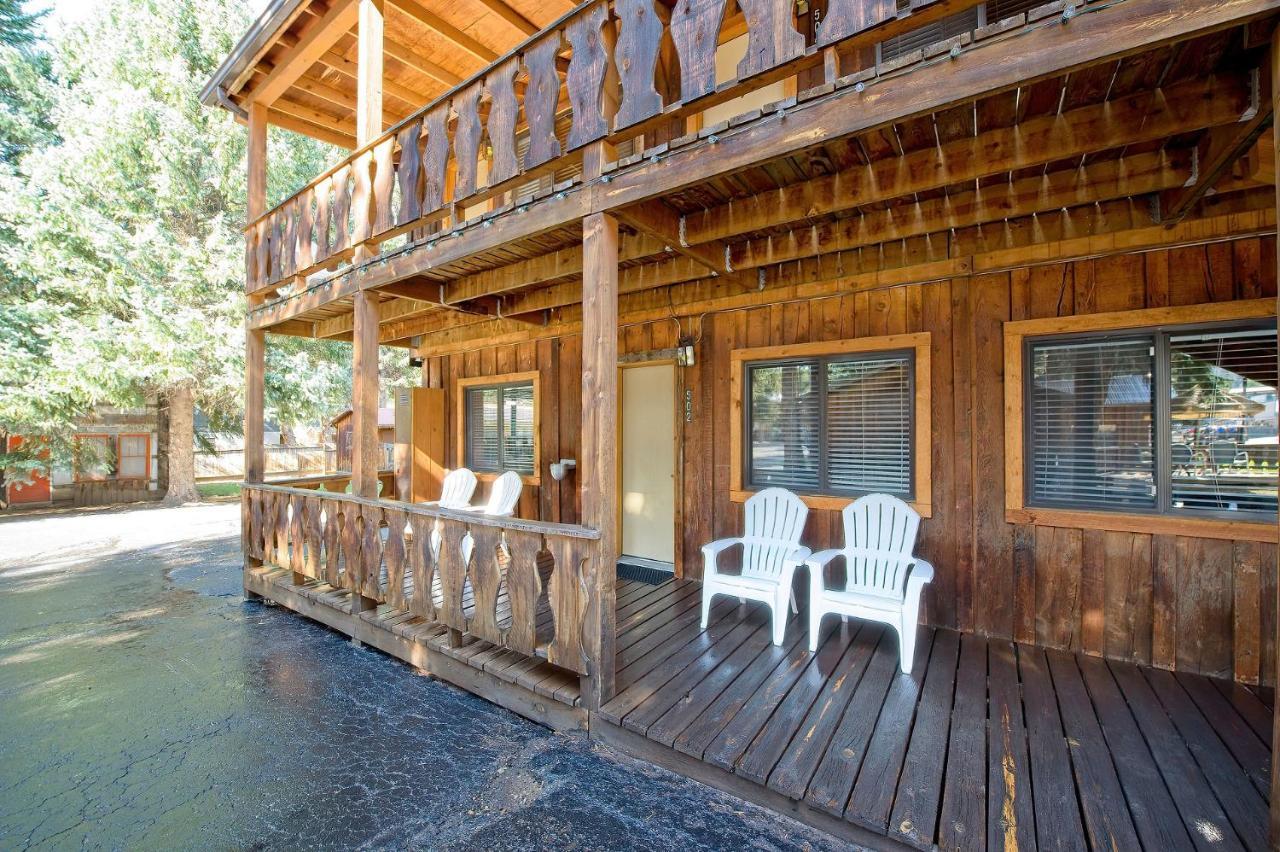 Sitzmark Sports Lodge Red River Zewnętrze zdjęcie
