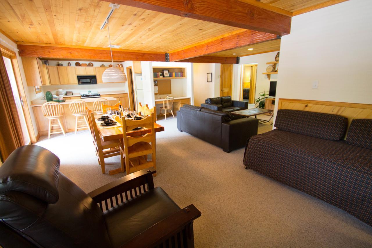 Sitzmark Sports Lodge Red River Zewnętrze zdjęcie