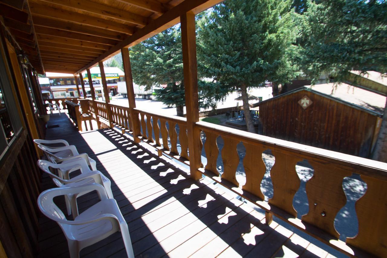 Sitzmark Sports Lodge Red River Zewnętrze zdjęcie